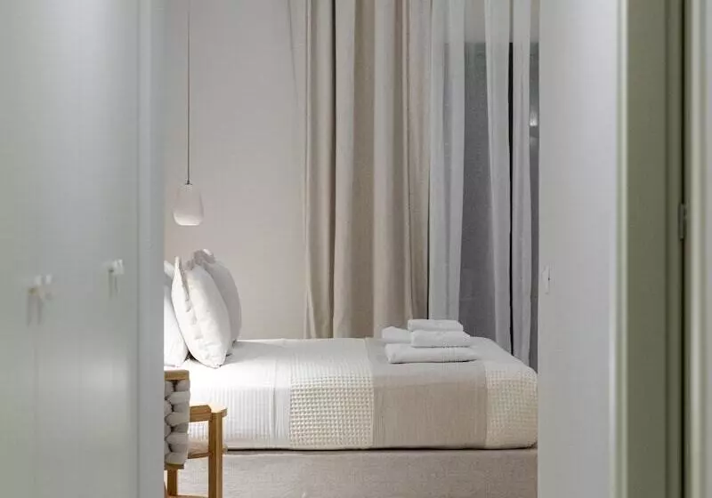 Casa Di Fiori Andros Suites