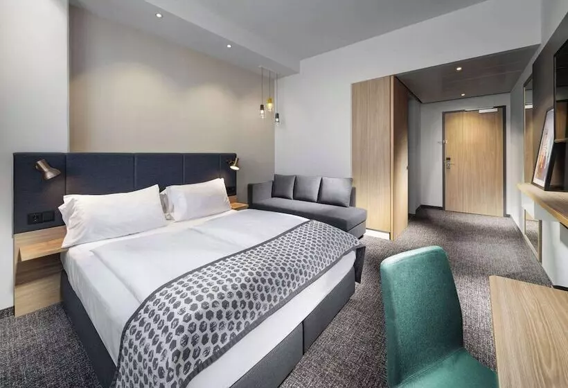 Clarion Hotel Vienna South