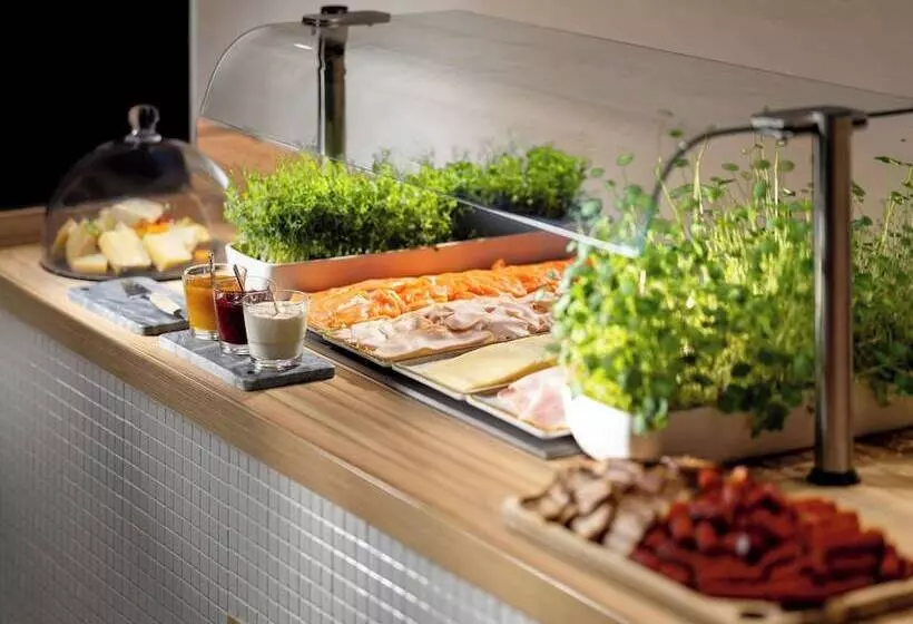 Clarion Hotel Vienna South
