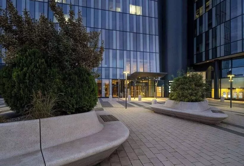 Clarion Hotel Vienna South