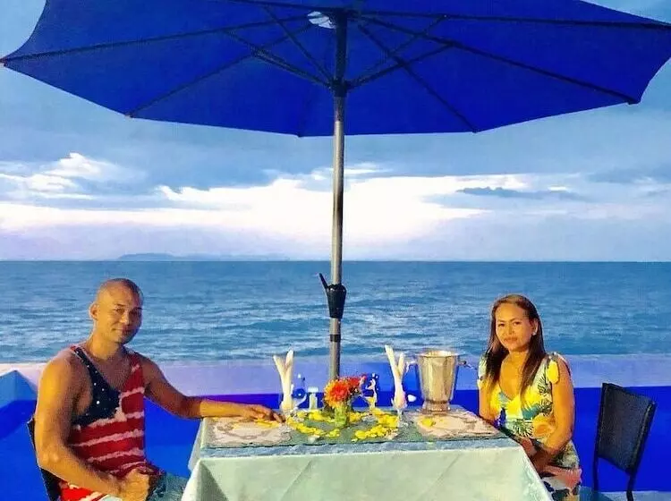 هتل Bentrina Diving Resort