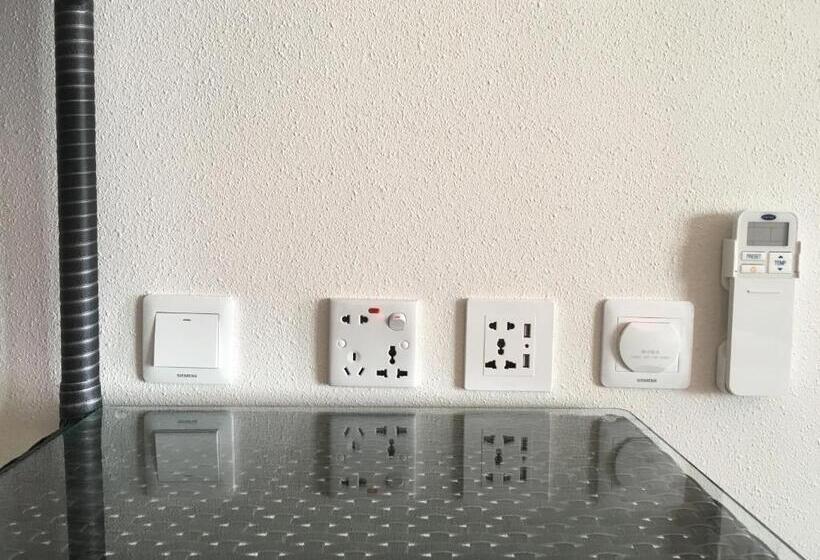 Hotel Emoha Dive Resort