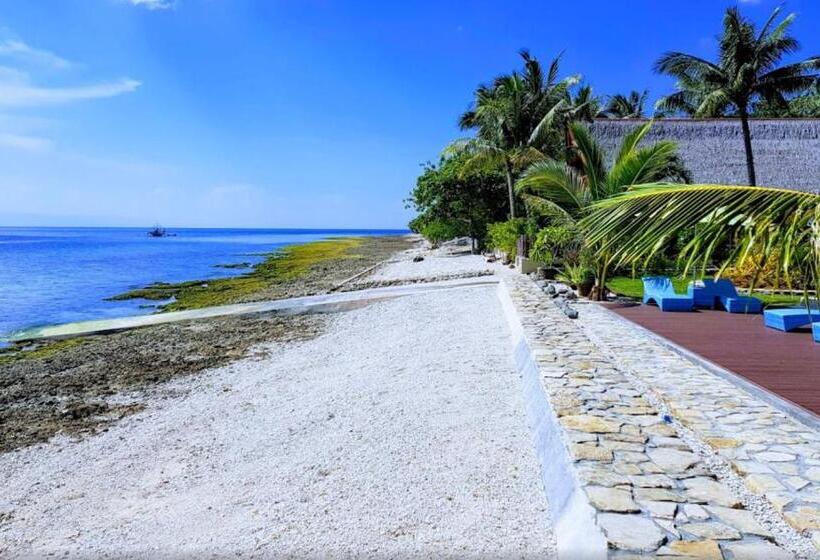 Hotel Emoha Dive Resort