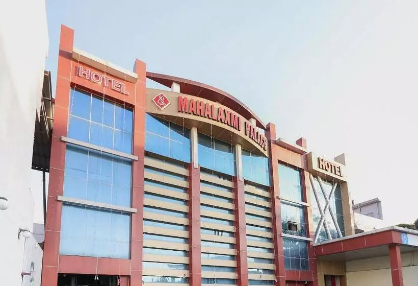 Super Hotel O Mahalaxmi Palace