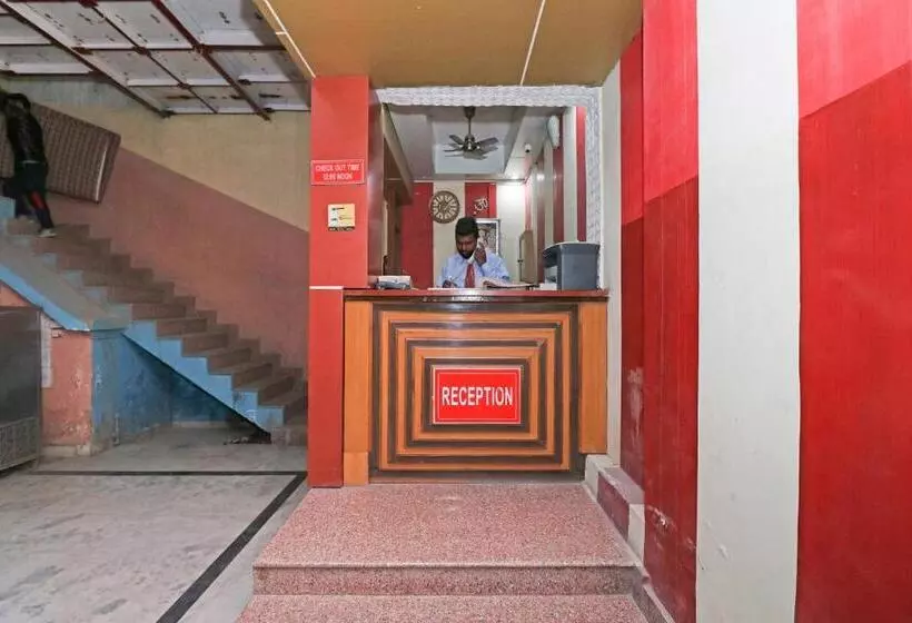 Super Hotel O Mahalaxmi Palace