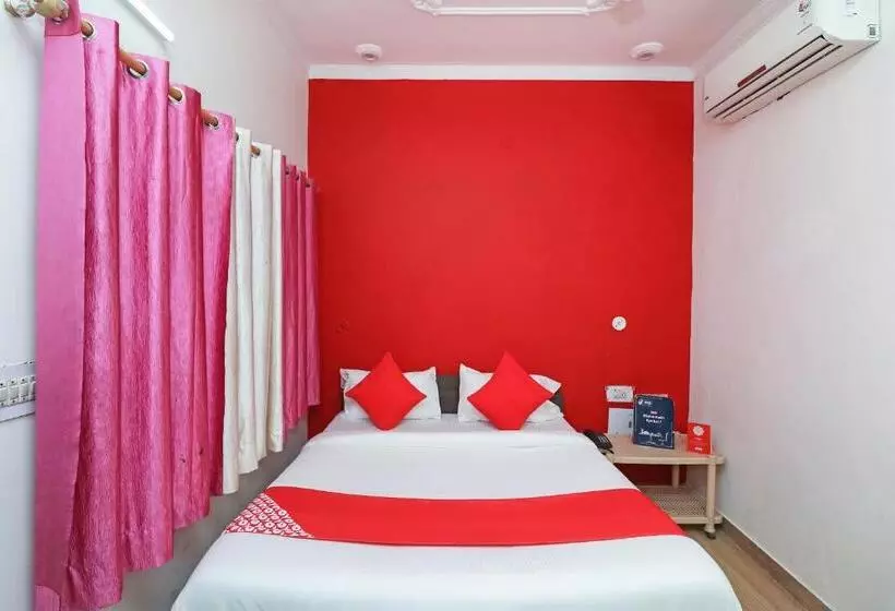 Super Hotel O Mahalaxmi Palace