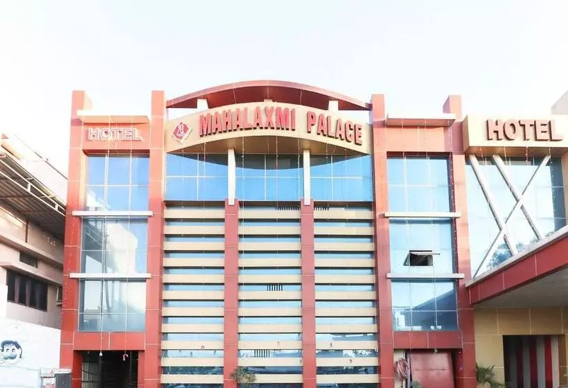 Super Hotel O Mahalaxmi Palace