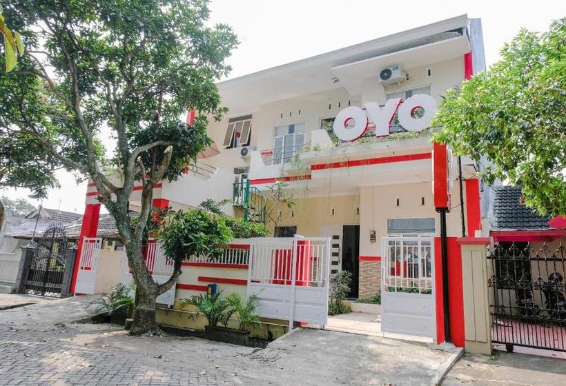 Hotel Omahku Asri Syariah By Oyo Rooms