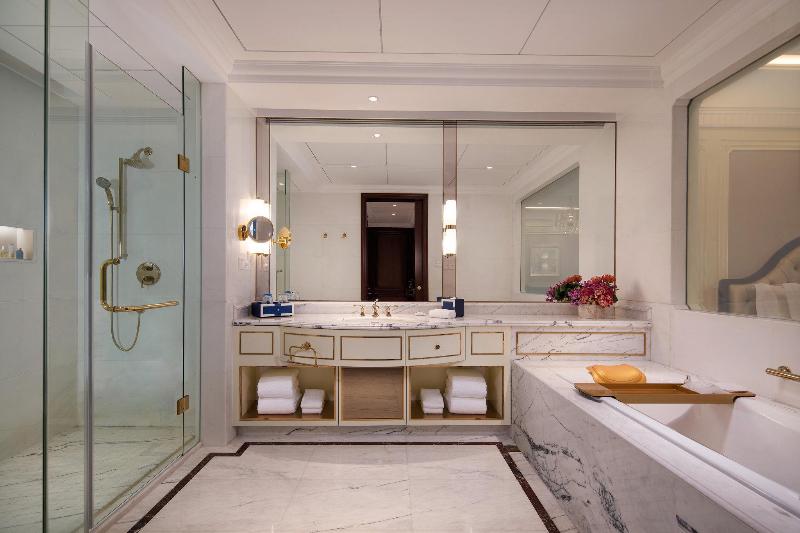 Hotel Radisson Blu Forest Manor Shanghai Hongqiao   Near Necc