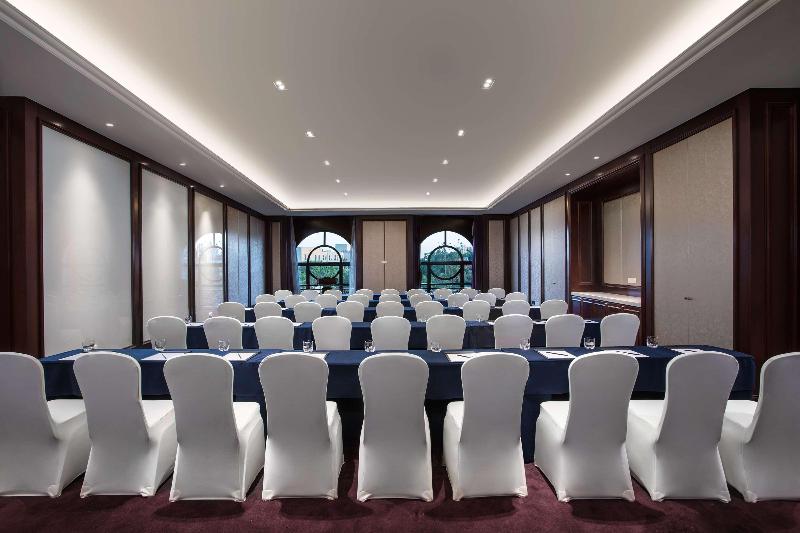 Hotel Radisson Blu Forest Manor Shanghai Hongqiao   Near Necc