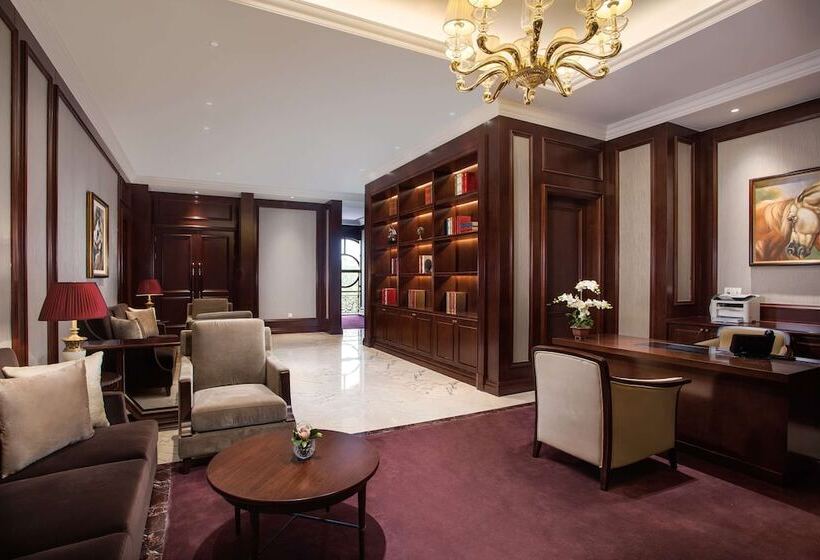 Hotel Radisson Blu Forest Manor Shanghai Hongqiao   Near Necc