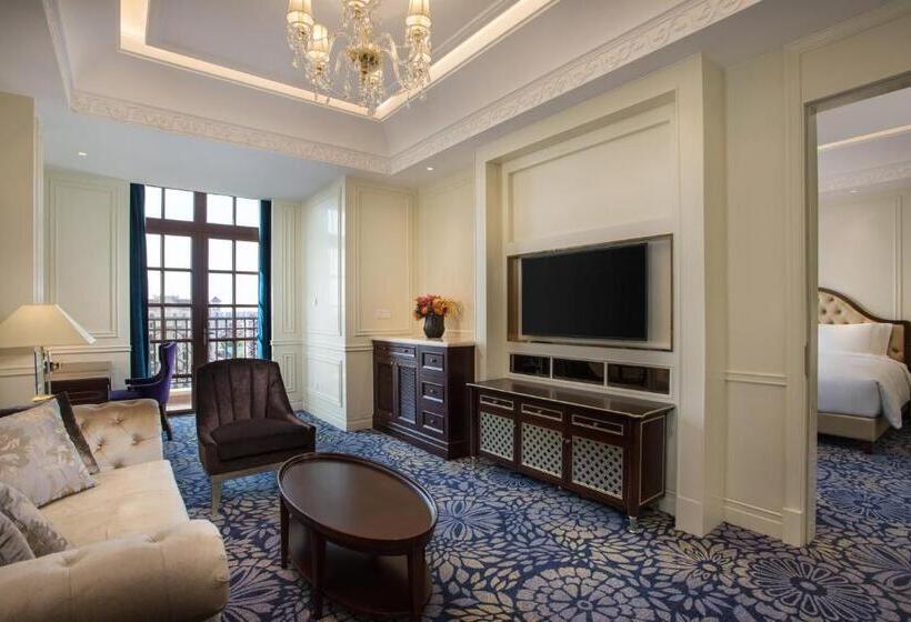 Hotel Radisson Blu Forest Manor Shanghai Hongqiao   Near Necc