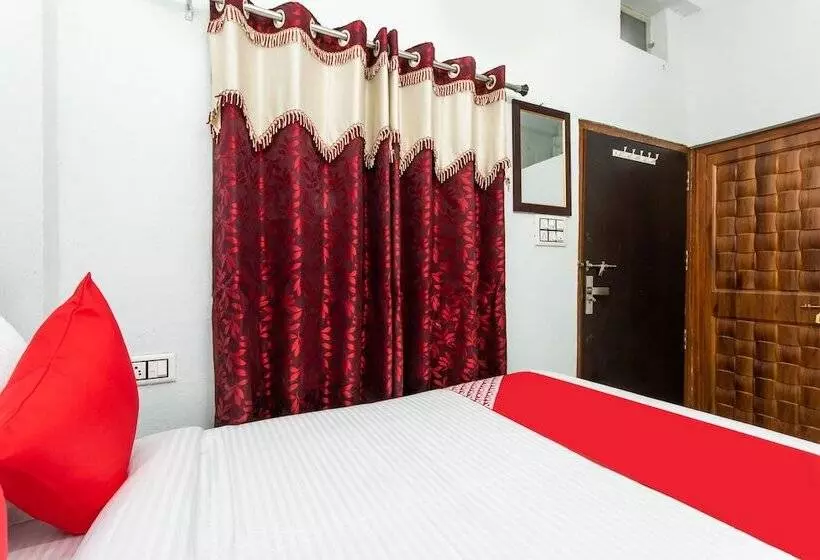 ホテル Shree Palace By Oyo Rooms