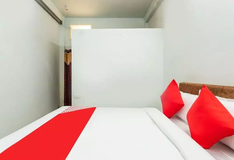 ホテル Shree Palace By Oyo Rooms