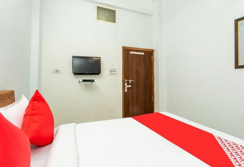 호텔 Shree Palace By Oyo Rooms