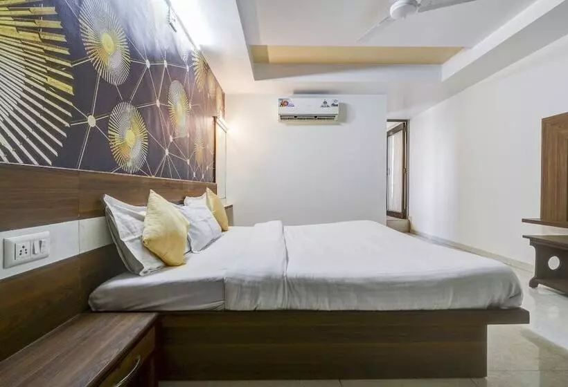هتل Tirupati   Ahmedabad