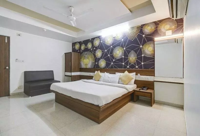 هتل Tirupati   Ahmedabad