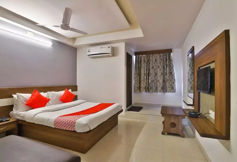 هتل Tirupati   Ahmedabad