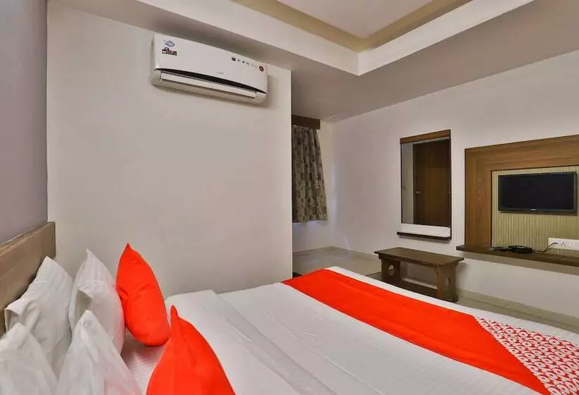 هتل Tirupati   Ahmedabad