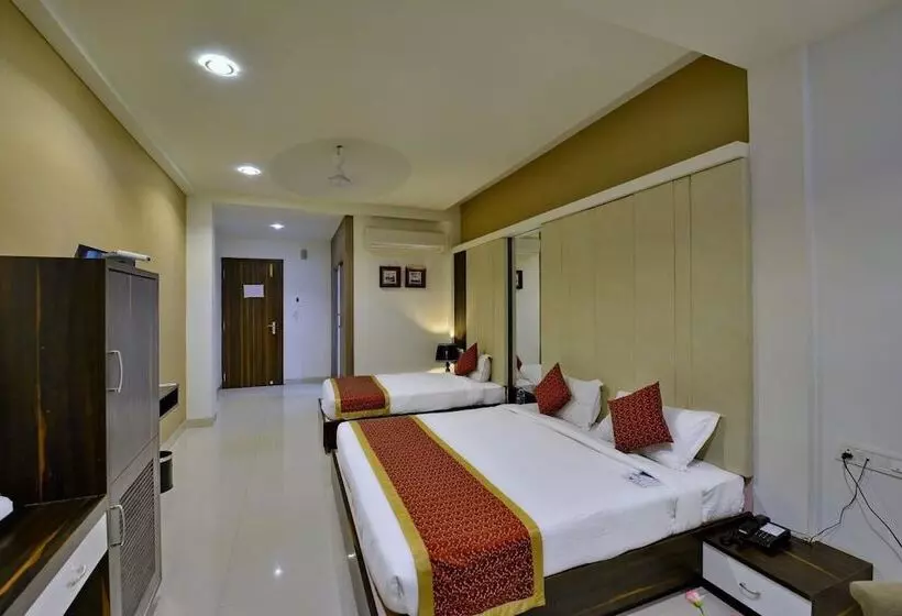 ホテル Western