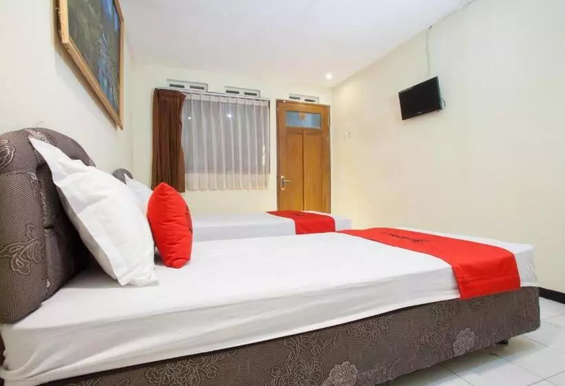 ペンション Reddoorz At Pandan Inn Batu