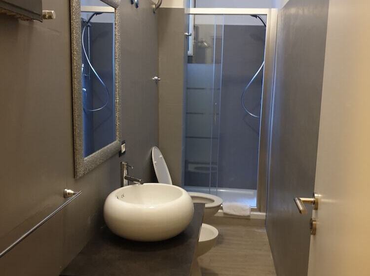 פנסיון Secret Rhome Colosseum