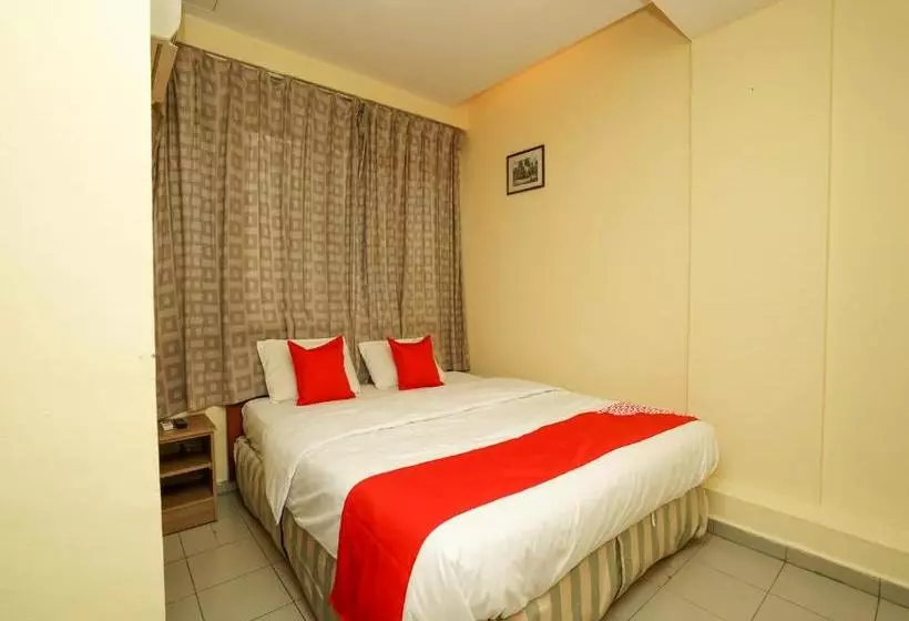 Q On Hotel By Oyo Rooms