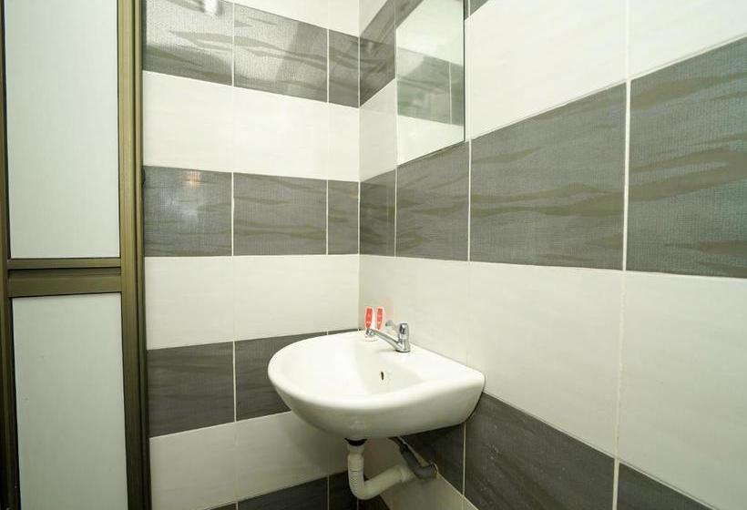 Q On Hotel By Oyo Rooms