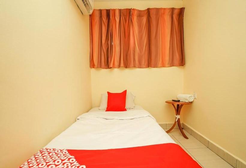 Q On Hotel By Oyo Rooms