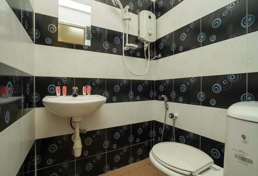 Q On Hotel By Oyo Rooms