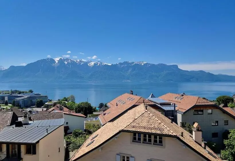 Châtonneyre Hotel & Restaurant