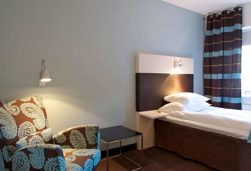 هتل Best Western Plus John Bauer