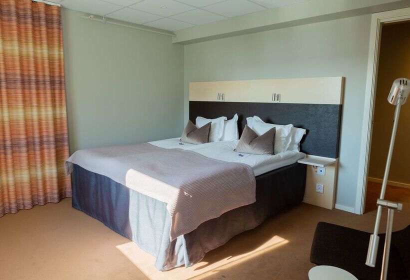 هتل Best Western Plus John Bauer