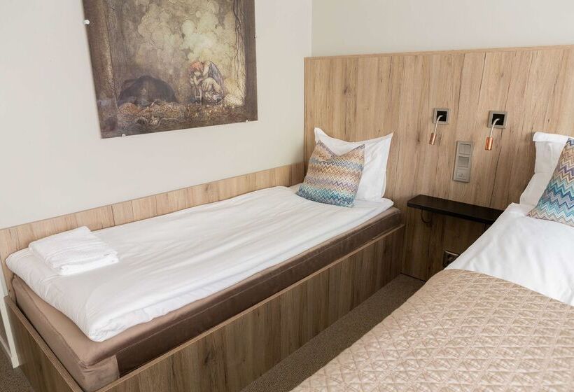 هتل Best Western Plus John Bauer