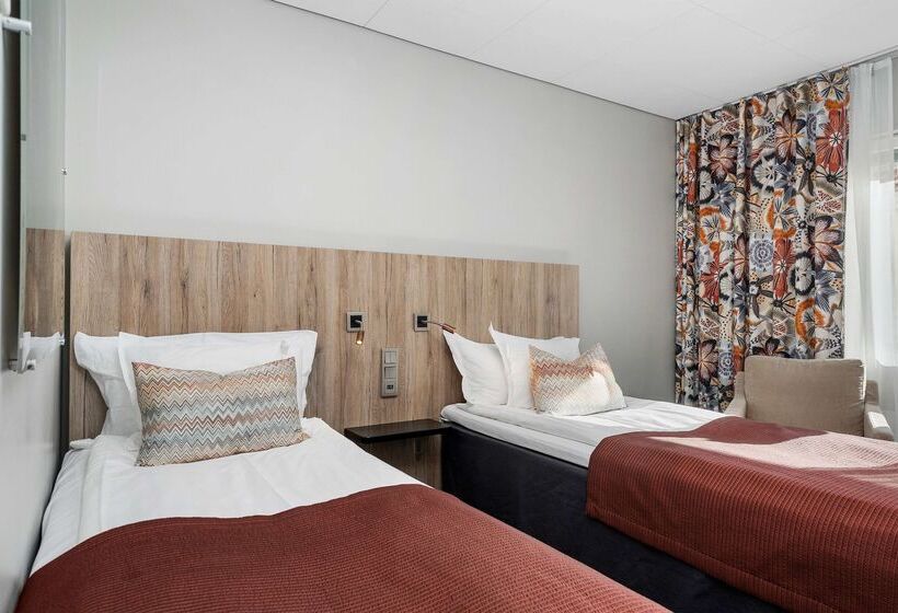 هتل Best Western Plus John Bauer