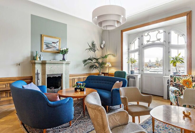 هتل Esplanade, Bw Signature Collection