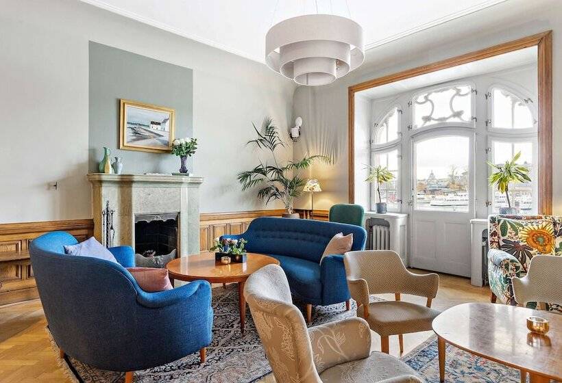 هتل Esplanade, Bw Signature Collection