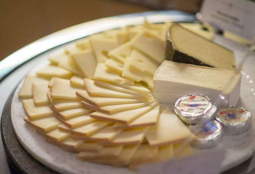 هتل Krone Unterstrass