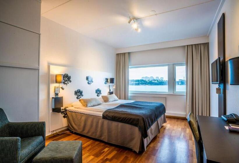 فندق Scandic Södra Kajen