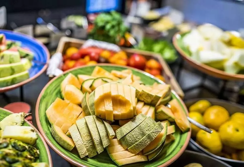 호텔 Scandic Södra Kajen