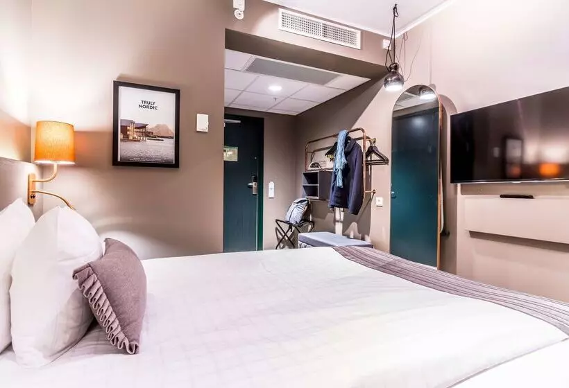 هتل Scandic Continental