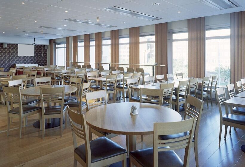 هتل Scandic Jarva Krog