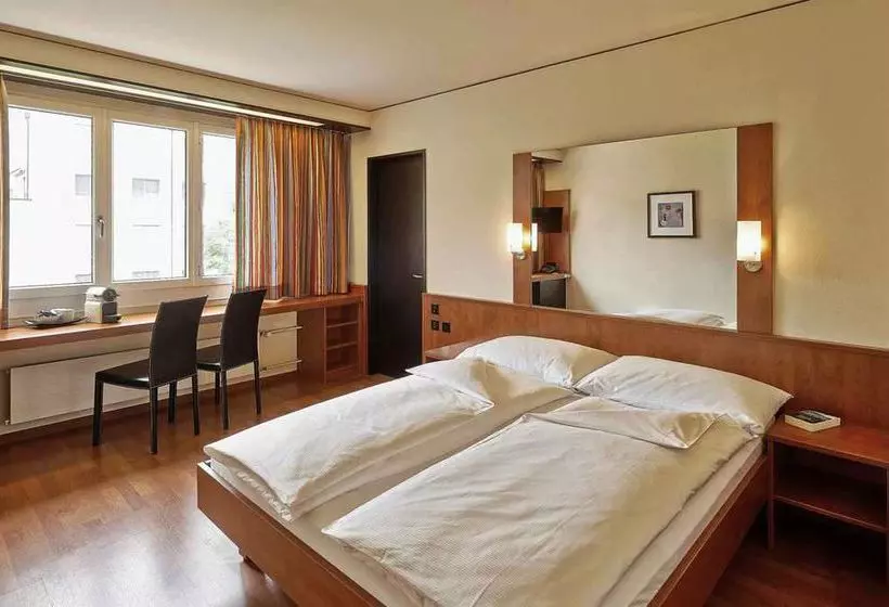 Отель Arte Spreitenbach