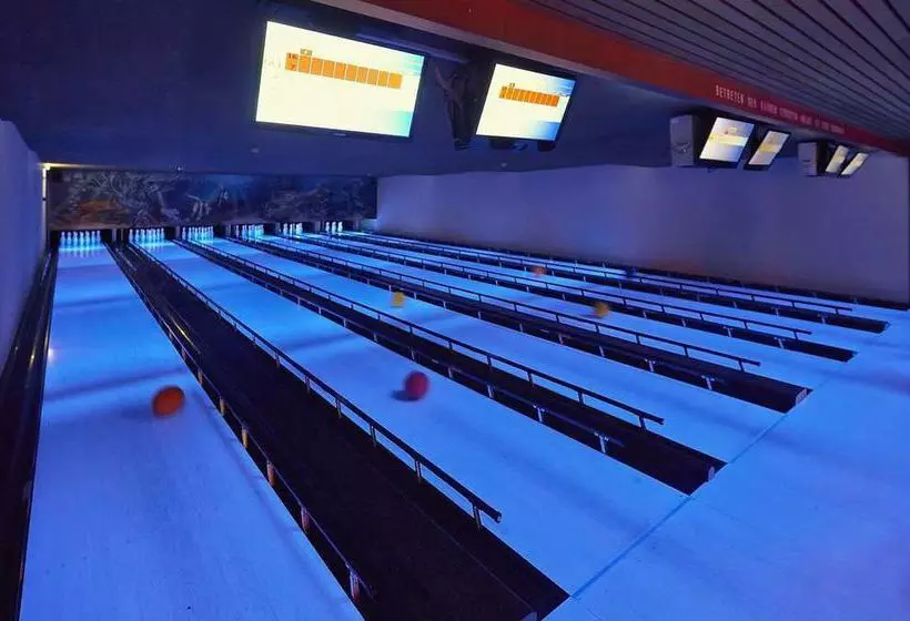 Отель Arte Spreitenbach