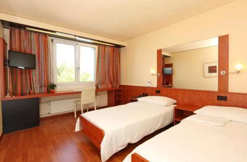 Отель Arte Spreitenbach