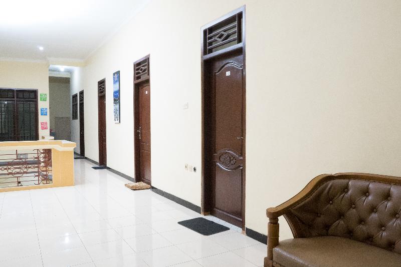 旅馆 Al Thalib 8 Syariah By Oyo Rooms