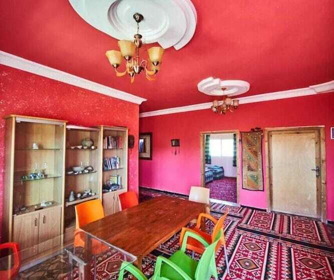 Bedouin Pink Ecohouse   Hostel