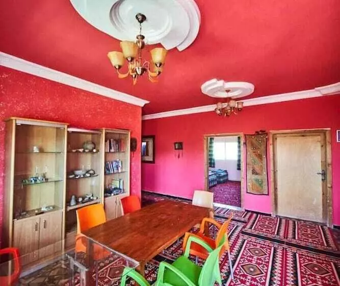 Bedouin Pink Ecohouse   Hostel