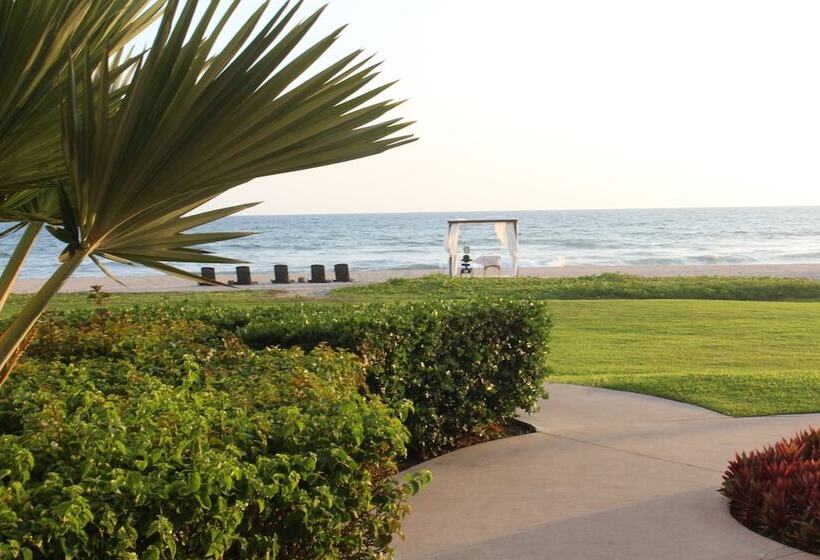 Las Villas Hotel & Golf By Estrella Del Mar