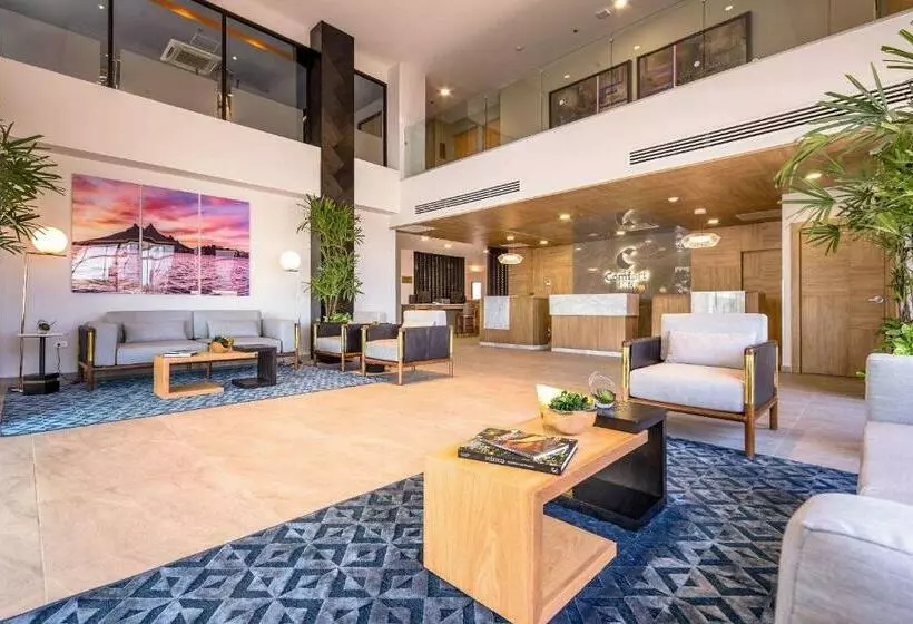 Hotelli Comfort Inn Hermosillo Aeropuerto